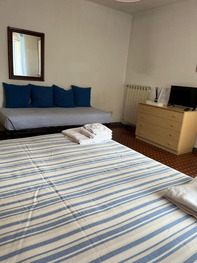 Casa Violetta Bed & Breakfast 马里纳迪马萨 外观 照片