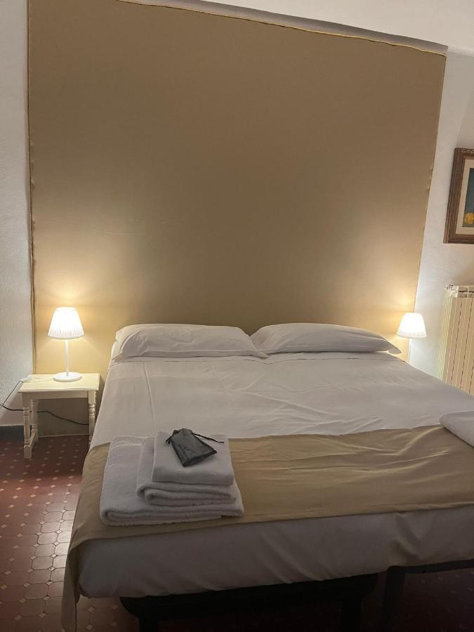 Casa Violetta Bed & Breakfast 马里纳迪马萨 外观 照片