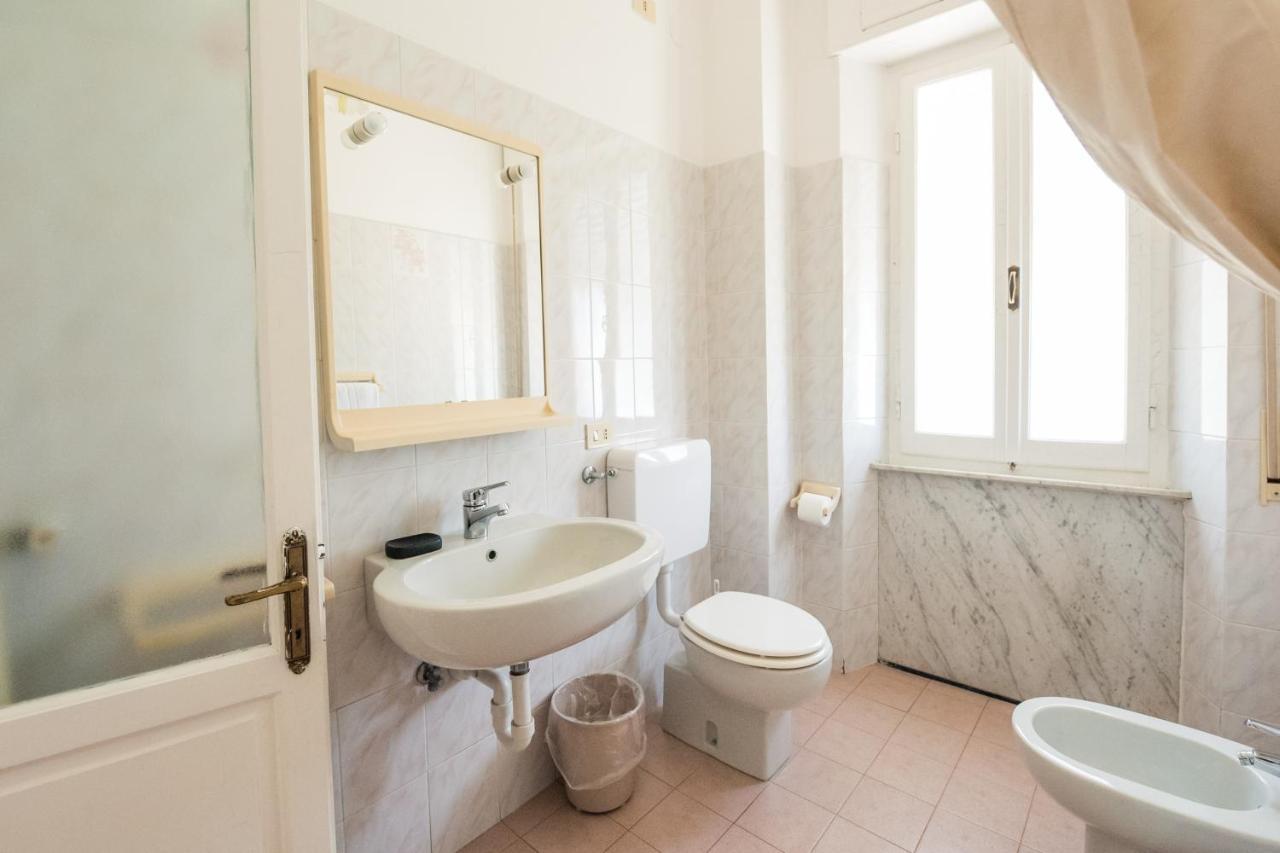 Casa Violetta Bed & Breakfast 马里纳迪马萨 外观 照片