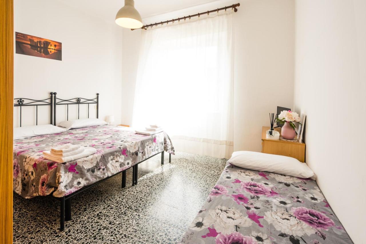 Casa Violetta Bed & Breakfast 马里纳迪马萨 外观 照片