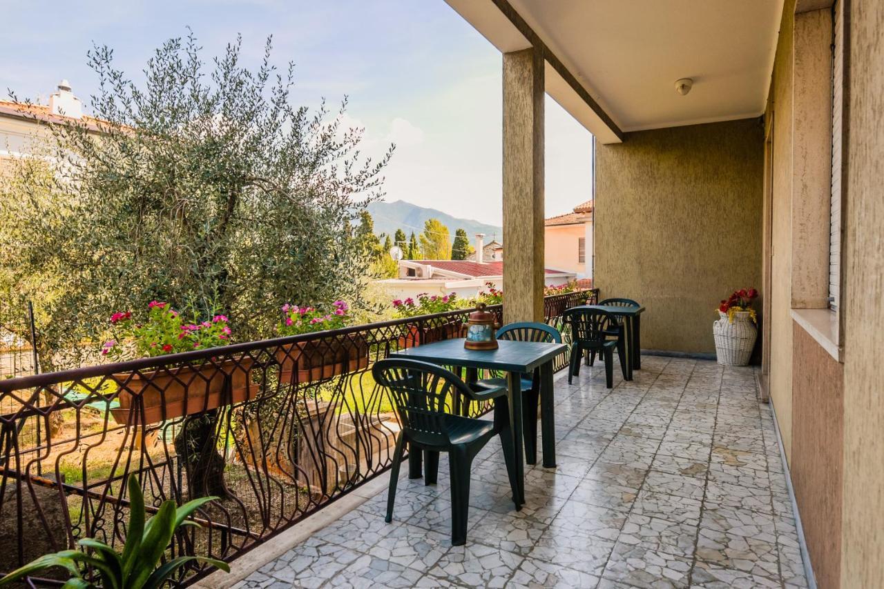 Casa Violetta Bed & Breakfast 马里纳迪马萨 外观 照片