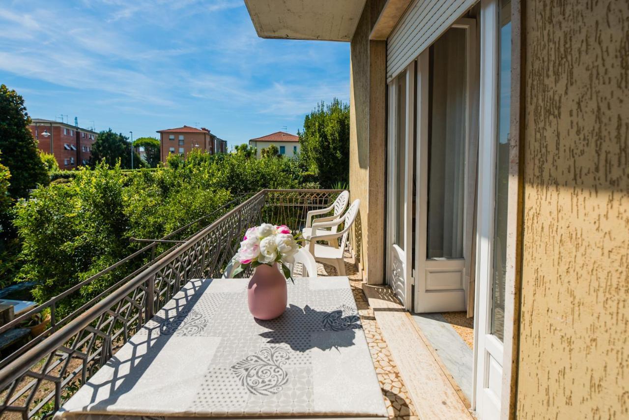 Casa Violetta Bed & Breakfast 马里纳迪马萨 外观 照片