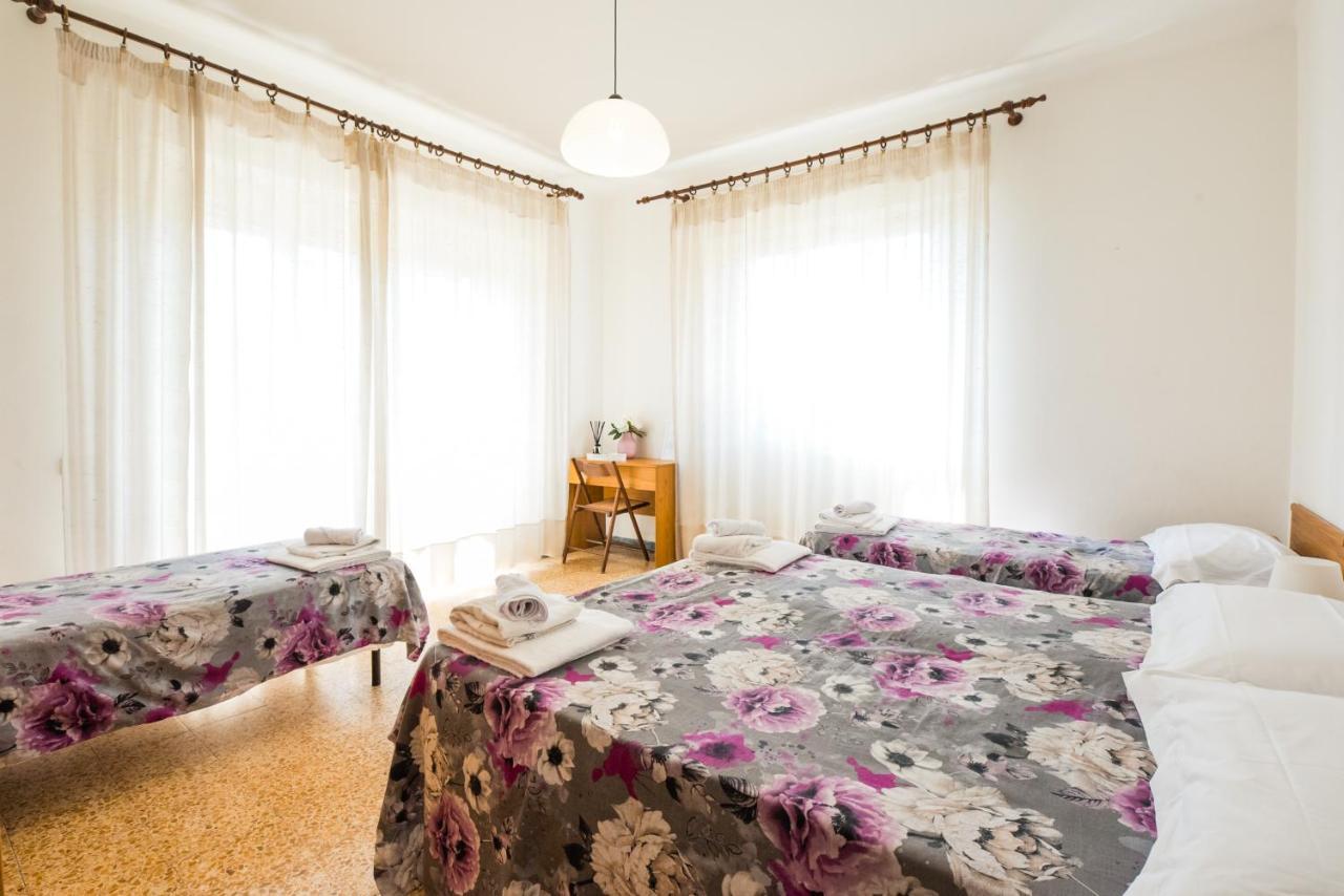 Casa Violetta Bed & Breakfast 马里纳迪马萨 外观 照片